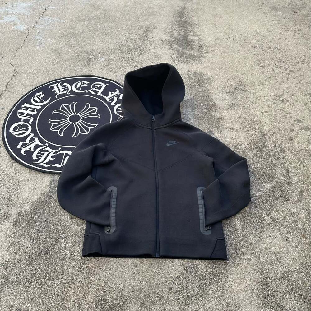 Nike Tech Fleece Full-Zip Hoodie Black (Youth L)